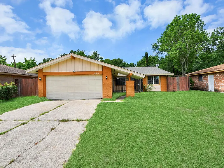 12623 Fern Forest Dr — Photo 34
