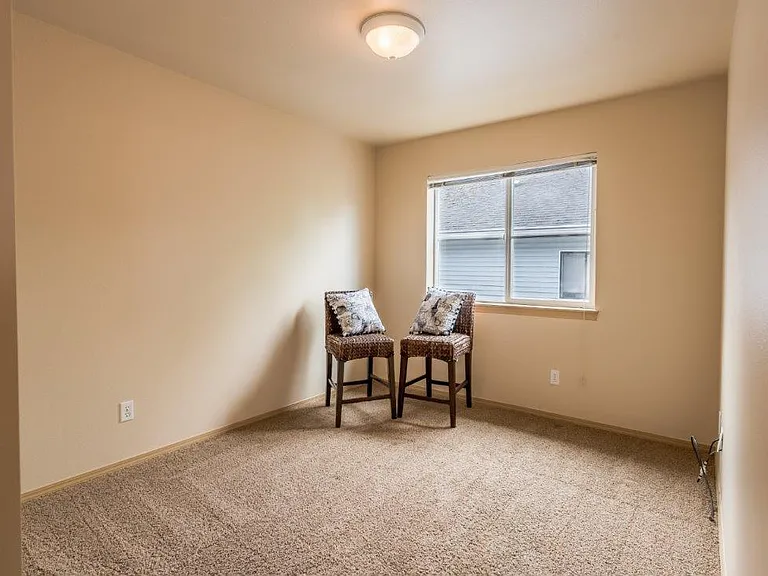 5214 Fauntleroy Way SW #F — Photo 7