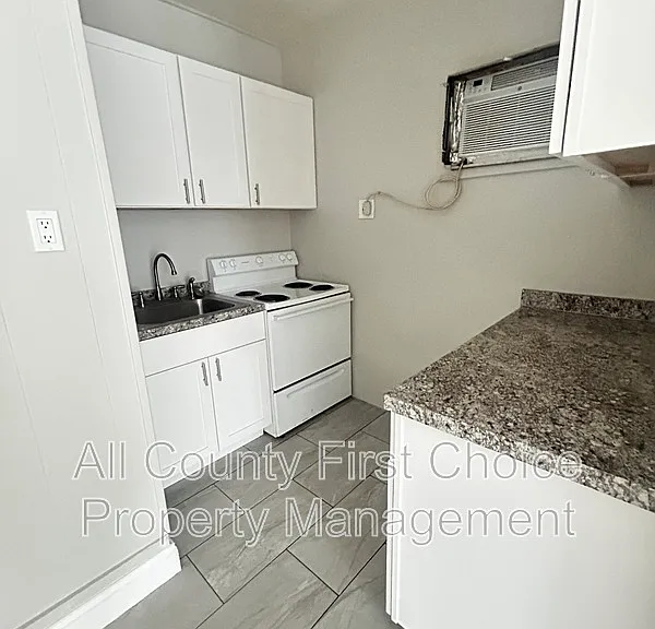 7380 63rd St N #5 — Photo 8