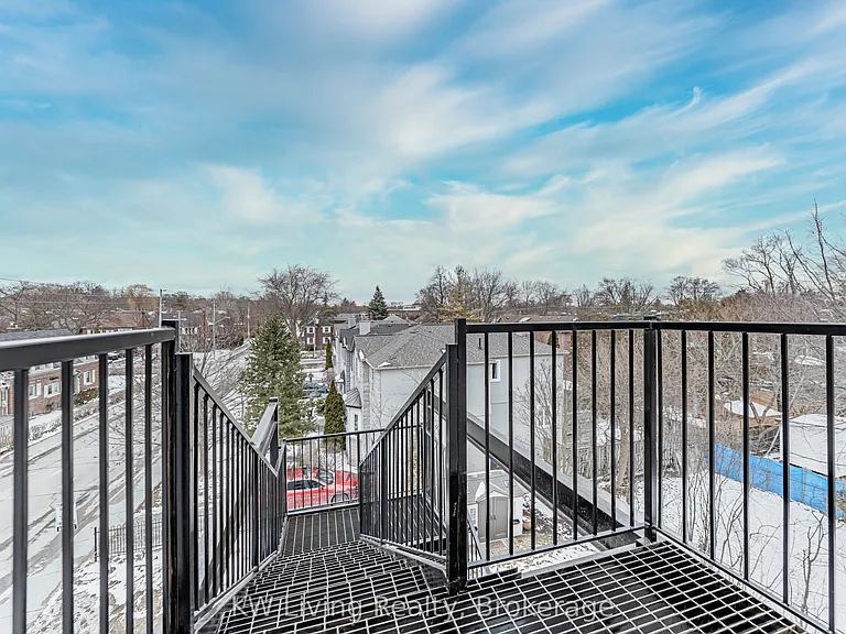 712 Eglinton Ave E — Photo 45