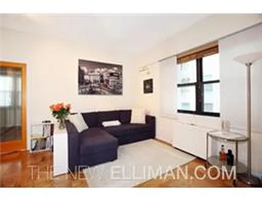 Rented by Douglas Elliman | media 22