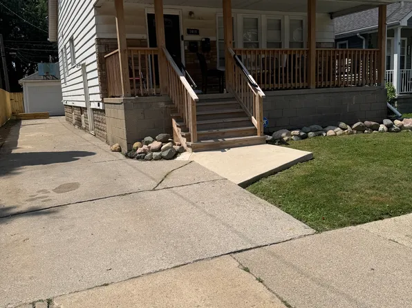 1419 University Ave, Lincoln Park, MI 48146