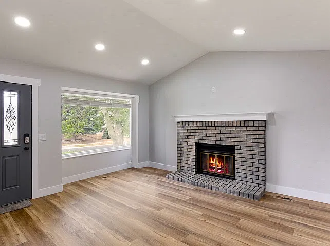 S Azure Meadow Dr, Salt Lake City — Photo 3