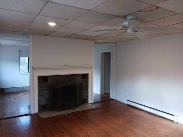 127 Monomonock Rd #1, Cresco, PA 18326