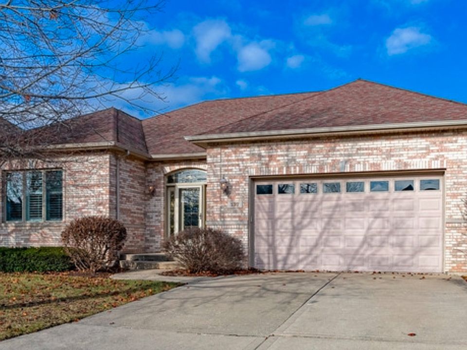 1st image of 137 Rose Dr