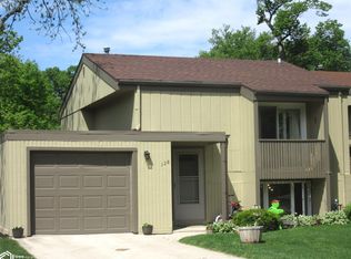 128 Sweetgrass Ln, Forest City, IA 50436
