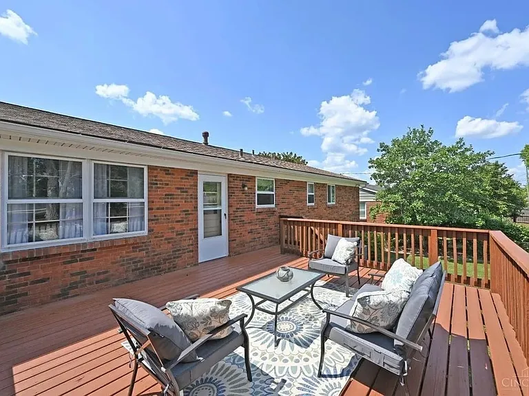 8608 Linderwood Ln — Photo 34