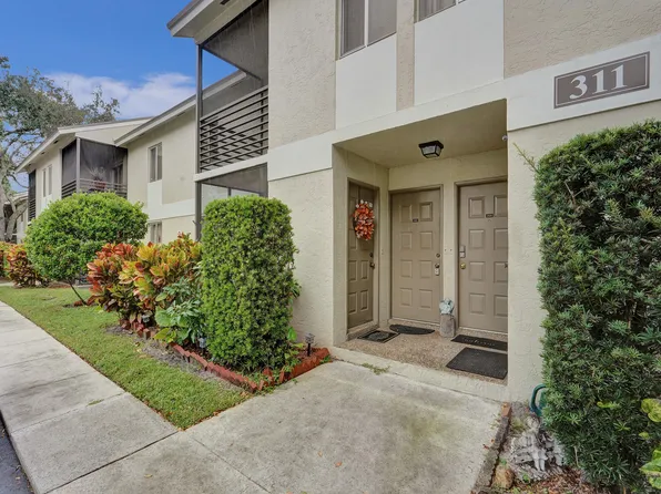 311 Gardens Drive #204, Pompano Beach, FL 33069