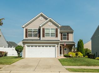 2013 Sterling Hill Dr, Fuquay Varina, NC 27526