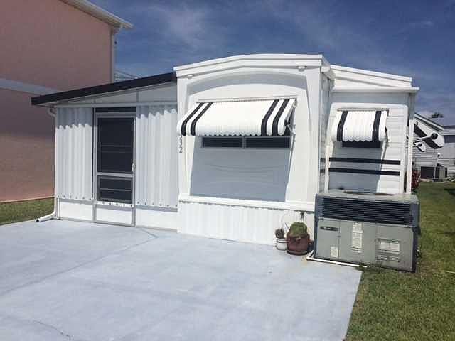 1st image of 1332 Nettles Blvd