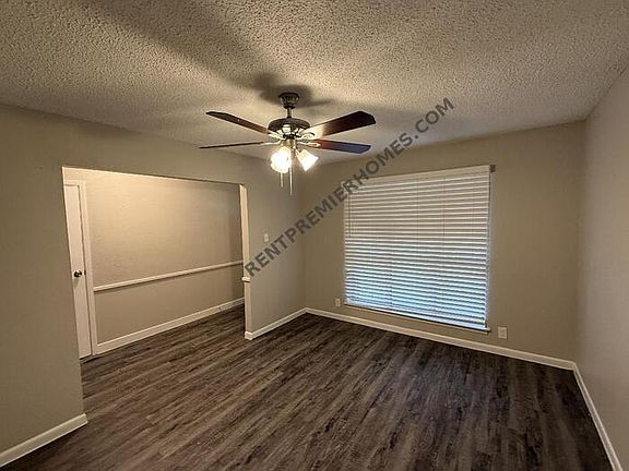 5th image of 2408 Linda Dr