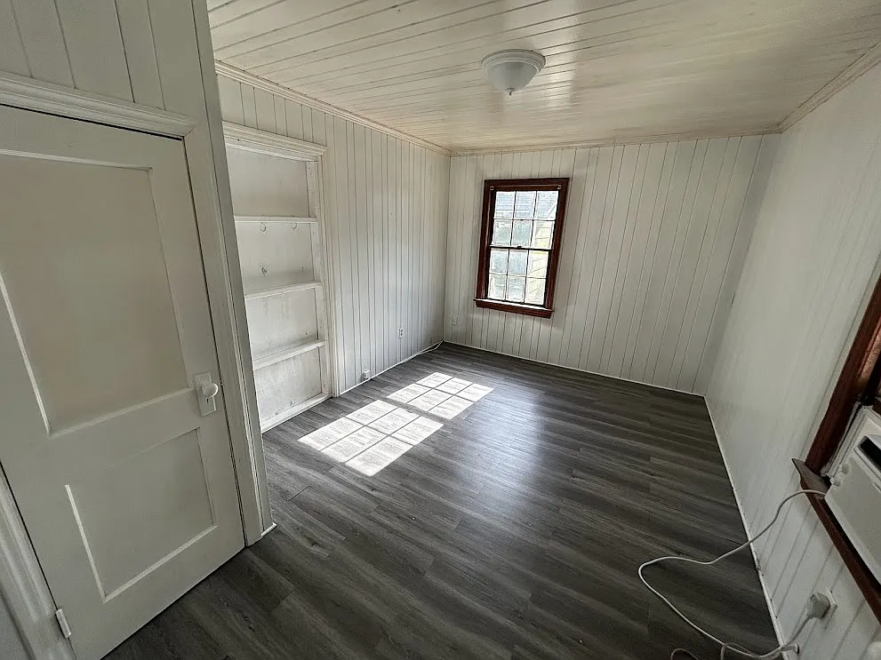 803 Rosedale Avenue - D — Photo 3