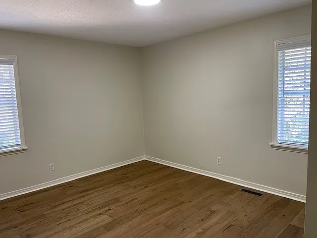 8438 Cedar Ridge Cir — Photo 19