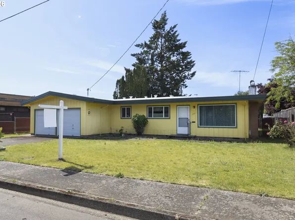 252 NW 14th St, McMinnville, OR 97128