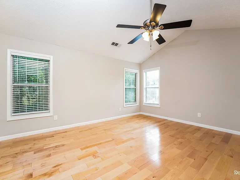 1681 Magnolia View Pl — Photo 12