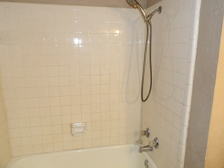 6407 SW Brookline Ave — Photo 7
