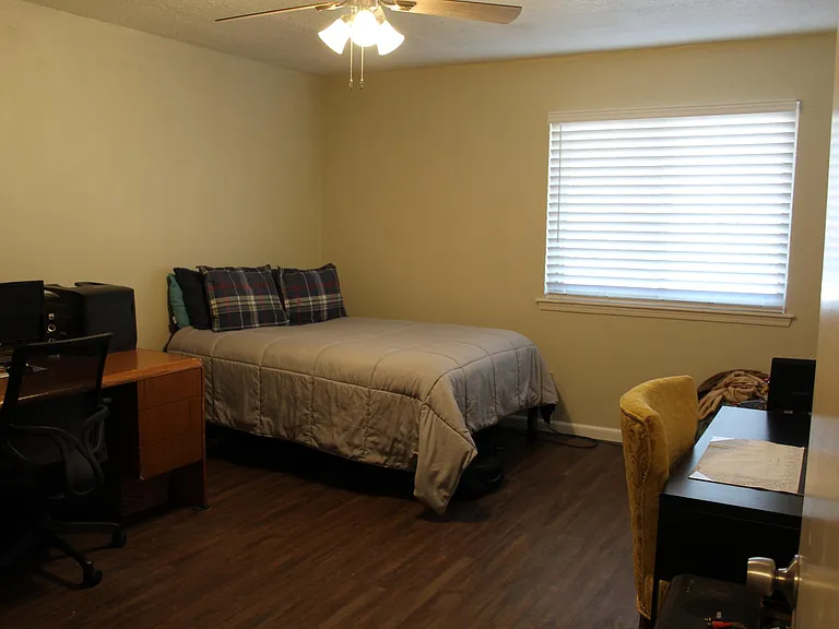 1336 Eastgate Dr — Photo 21