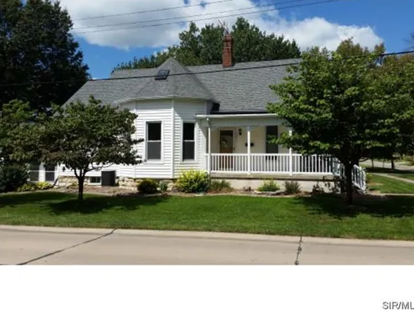 301 Barr Ave, Jerseyville, IL 62052