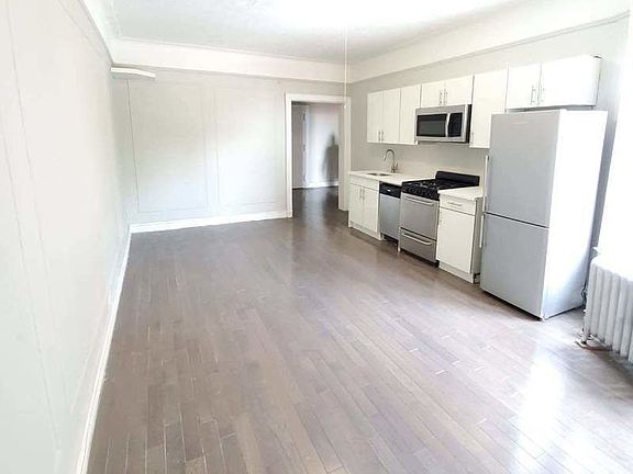 2nd image of 529 E 22nd St #5W