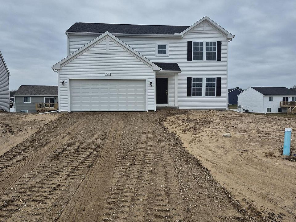 1st image of 541 Snow Pine Ct NE