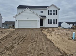 541 Snow Pine Ct NE, Cedar Springs, MI