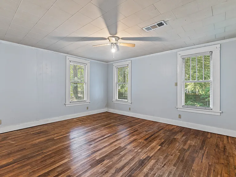 321 S 20th Ave — Photo 10