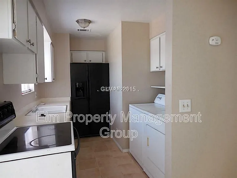 5052 S Mountain Vista St — Photo 2