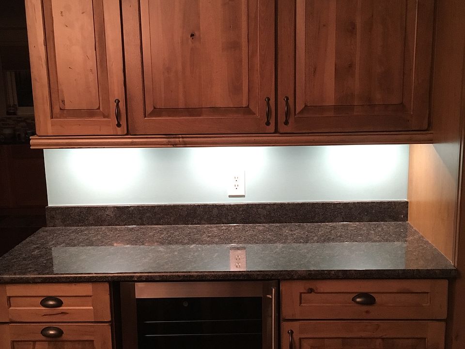 1st image of 2713 Clawson Ave