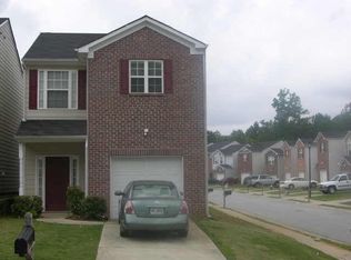 5077 Windsor Forrest Ln, College Park, GA
