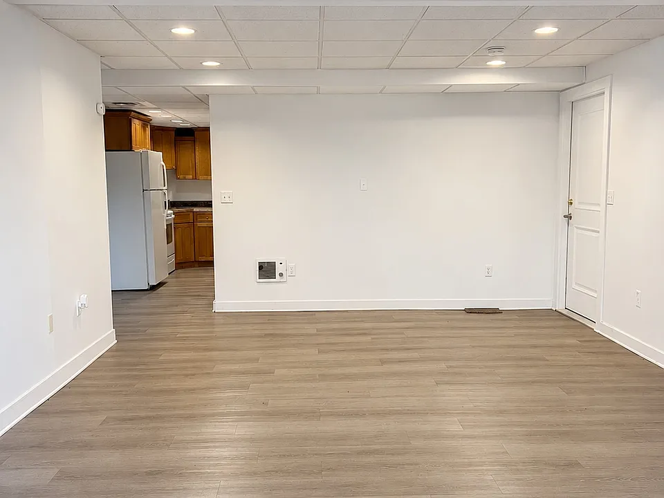 1504 Wine Country Rd #1/2