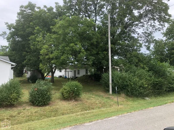 2001 Margo Ln, Jonesboro, AR 72401