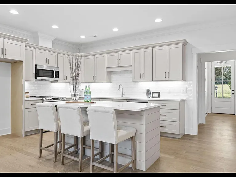 9658 Dutton Ln — Photo 16