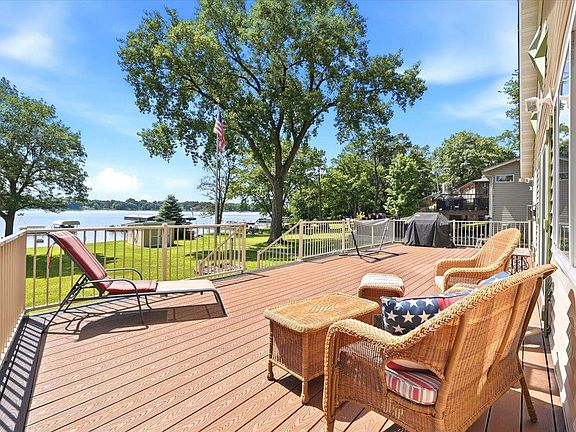 5th image of 23118 E Martin Lake Dr NE