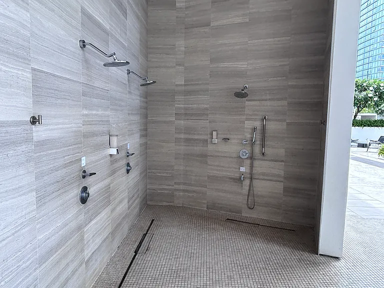 1000 Auahi St #436 — Photo 14