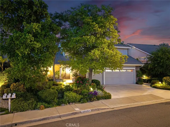 27152 Bidwell Ln, Santa Clarita, CA 91354