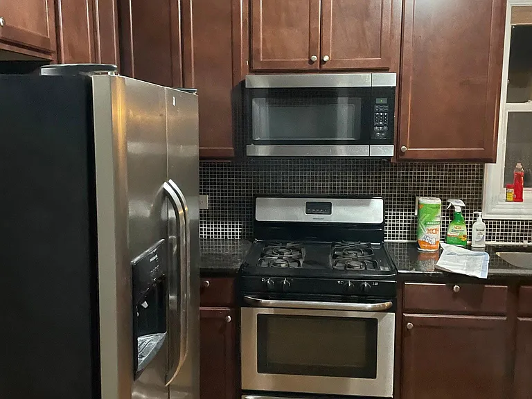 1629 N Mayfield Ave #2 — Photo 5