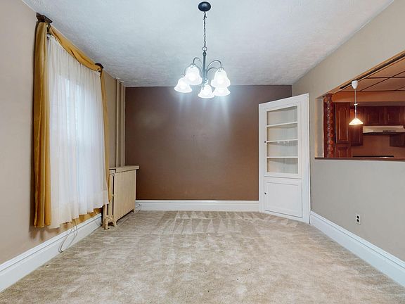 5th image of 892 30th St