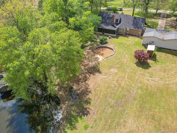2210 Pickens Store Rd, Mason, TN 38049