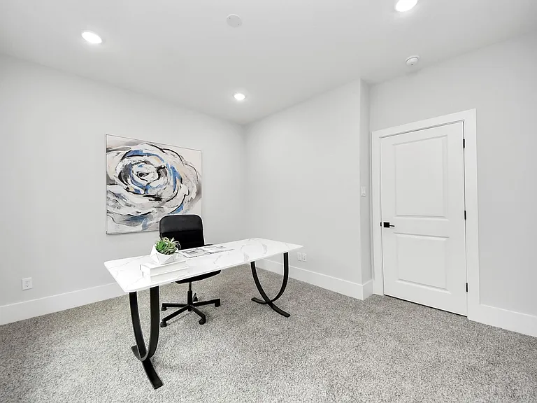 4814 Cochran St — Photo 5
