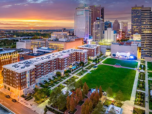 Highpoint on Columbus Commons Photo 1
