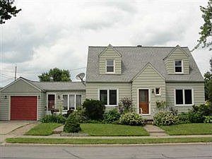 1st image of 139 Cambridge St