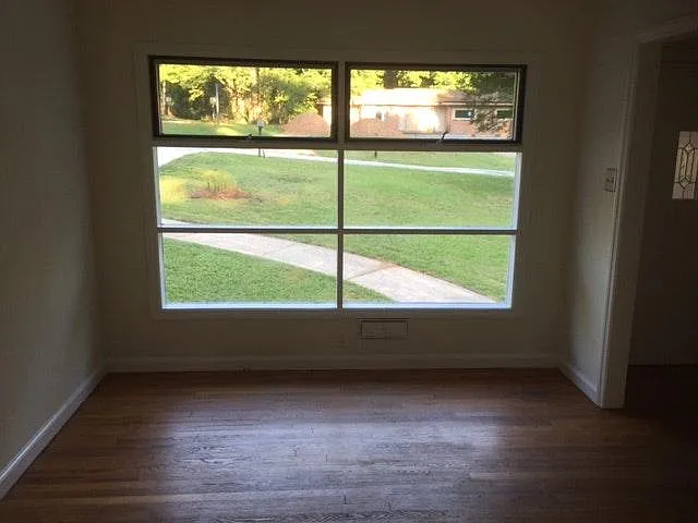 1447 Alverado Way — Photo 3