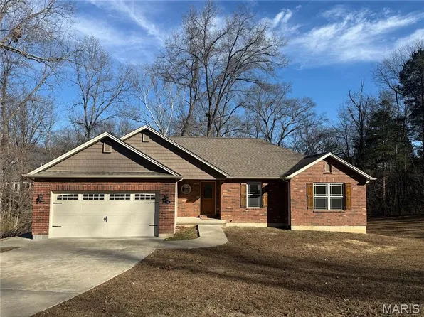 18 Wedgewood Dr, Union, MO 63084