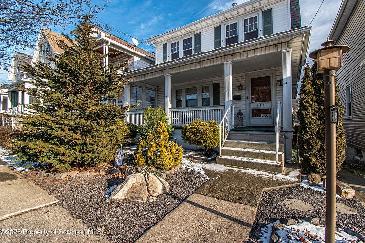 1st image of 615 Stafford Ave
