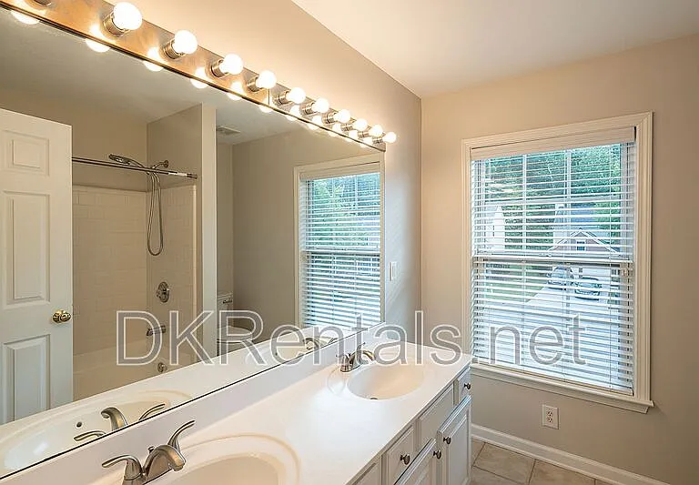 804 Araya Ct — Photo 28