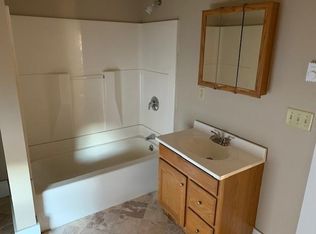 218 Front St #218, Winchendon, MA 01475