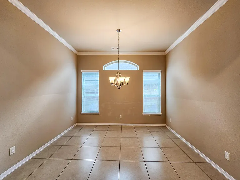 911 Daffodil View Ct — Photo 18