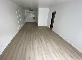 6943 Whitsett Ave #217, North Hollywood, CA 91605