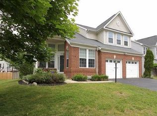 19202 Golden Meadow Dr, Germantown, MD 20876