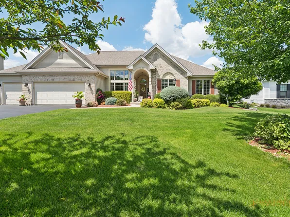 118 Boeing Trl, Poplar Grove, IL 61065